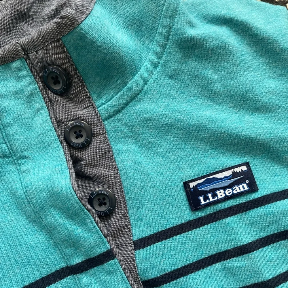 L.L. Bean Teal and Blue long sleeve - Picture 2 of 4